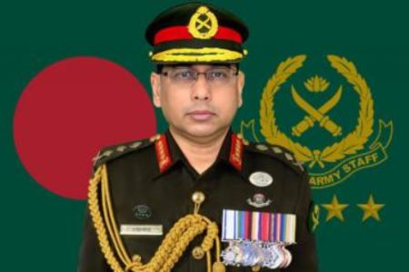 চার দিনের সরকারি সফরে মালয়েশিয়ায় গেলেন সেনাপ্রধান