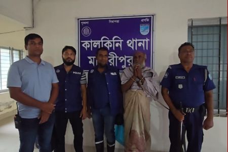 কালকিনিতে পারিবারিক কলহে স্ত্রীকে গলাকেটে হত্যা,স্বামী আটক