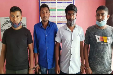 শার্শায় মাদক ও প্রাইভেটকার সহ আটক-৪