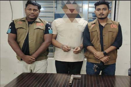 পাইপগানসহ গ্রেপ্তার