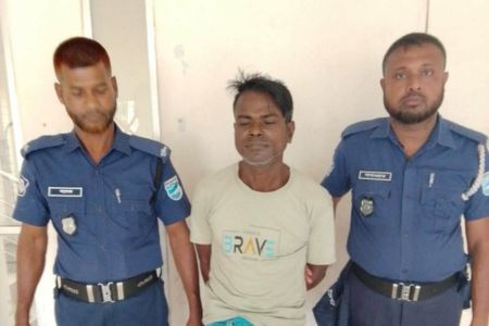 ডাসারে ২৭ পিস ইয়াবাসহ মাদক ব্যবসায়ী আটক