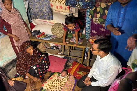 আশ্রয়কেন্দ্রে কন্যা শিশুর জন্ম