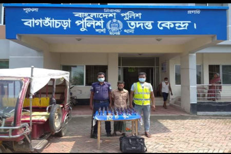 শার্শায় ফেনসিডিল ও ইজিবাইক সহ মাদক পাচারকারী আটক 