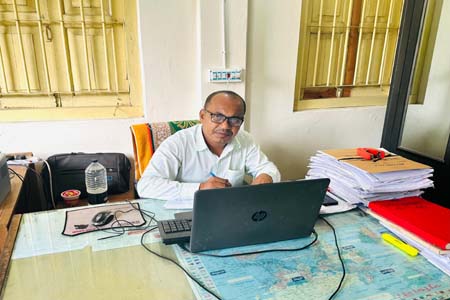 বালীগ্রাম ভূমি অফিসে