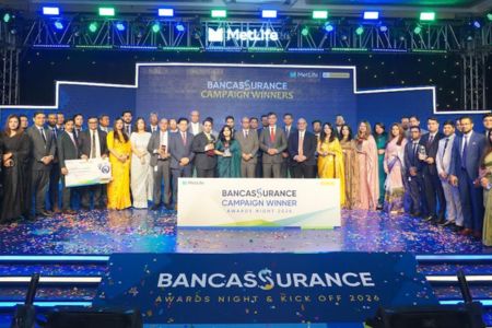 সেরা ব্যাংকাস্যুরেন্স কর্মকর্তাদের স্বীকৃতি দিল ইবিএল ও মেটলাইফ বাংলাদেশ