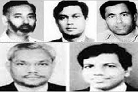 বঙ্গবন্ধুর ৪৬তম মৃত্যুবার্ষিকী আজ তবুও পাঁচ খুনি এখনো অধরা