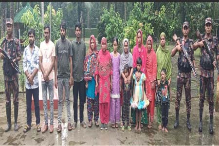 বাংলাদেশীকে পুশইন
