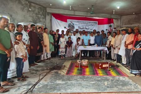 উত্তরন সাংস্কৃতিক সংঘের সভাপতি কাজী বোরহানুল ইসলাম এবং প্রয়াতদের স্মৃতির সন্ধানে স্মরণ সভা অনুষ্ঠিত