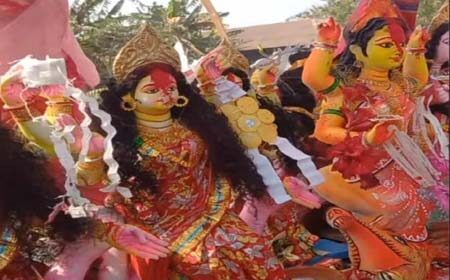 শ্যামনগরে পুণ্যস্নান