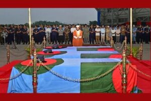 বিমানবাহিনীর নিহত ৩ সদস্যের মরদেহ পৌঁছাল নিজ বাড়িতে