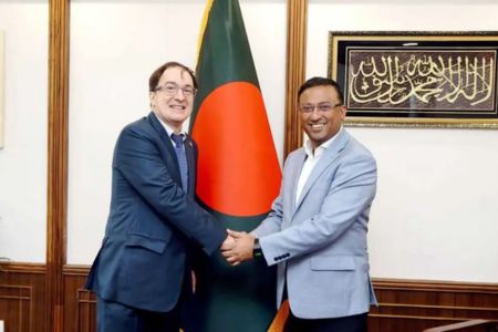 পররাষ্ট্র উপদেষ্টার সঙ্গে আর্জেন্টিনার রাষ্ট্রদূতের সাক্ষাৎ