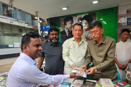 অমর একুশে বইমেলায় বিভিন্ন স্টল পরিদর্শন করেন - পার্বত্য মন্ত্রী দীপেন দেওয়ান