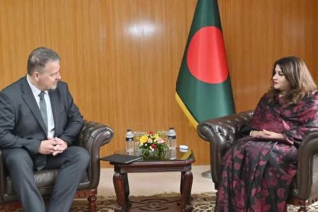 বাংলাদেশের গণতান্ত্রিক যাত্রার সমর্থনের জন্য ইইউ‌র প্রশংসা প্রতিমন্ত্রীর