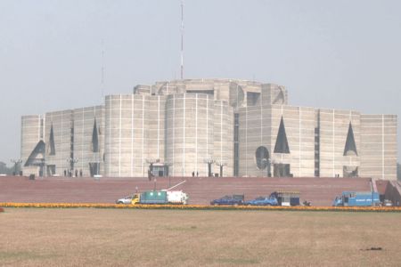 তারেক রহমানের মন্ত্রিসভায় মন্ত্রী হচ্ছেন যারা