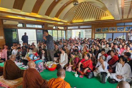 রাজবন বিহারে পার্বত্য মন্ত্রীর বিশেষ প্রার্থনা - দেশ ও জাতির সমৃদ্ধি কামনা