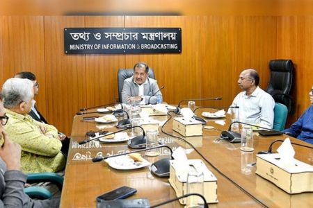 তথ্যমন্ত্রী সাথে ব্রডকাস্ট জার্নালিস্ট সেন্টারের প্রতিনিধি দলের সাক্ষাৎ