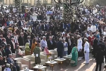 মন্ত্রিসভার শপথে বিদেশি প্রেসিডেন্ট-প্রধানমন্ত্রী-স্পিকার ও মন্ত্রীরা