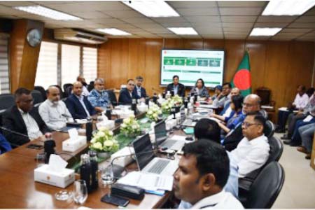 লাভজনক ও যাত্রীবান্ধব