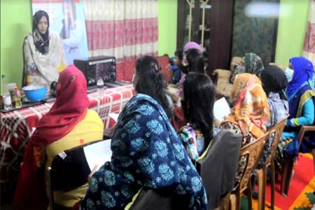 দিনাজপুরে নারী উদ্যোক্তা তৈরি করতে বেকিং ক্লাসের উদ্বোধন