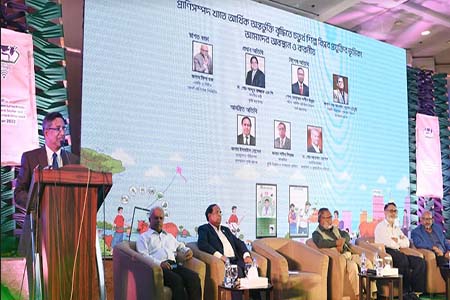 বাংলাদেশে ৩ কোটির মানুষ বেশি দারিদ্র্যসীমার নিচে -কৃষিমন্ত্রী