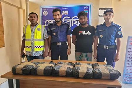 বেনাপোল সিমান্ত থেকে ১০ কেজি গাঁজাসহ এক মাদক ব্যবসায়ী আটক