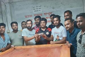 বেনাপোলে যুবকদের উদ্যোগে থানা ব্যাপী  ক্যারাম প্রতিযোগিতা