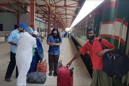 দীর্ঘ ৭০ দিন পর বেনাপোল এক্সপ্রেস চালু