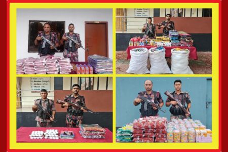 বেনাপোল সীমান্ত এলাকায় বিজিবি অভিযানে ১৮ লক্ষ ১৮ হাজার ৩৮০ টাকা মূল্যের ভারতীয় চোরাচালানী মালামাল আটক