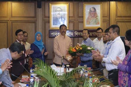 পার্বত্য চট্টগ্রাম বিষয়ক মন্ত্রণালয়ের সচিব পদে যোগদান করলেন জনাব মোঃ মশিউর রহমান এনডিসি