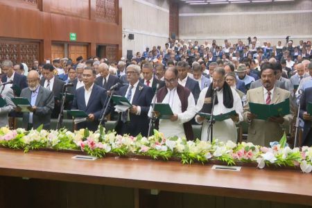 সাড়ে ১১টায় সংসদীয় দলের বৈঠক - নেতা নির্বাচনে বসছে বিএনপি