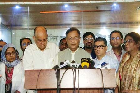 অপরাজনীতি হিংস্রতার শিকার