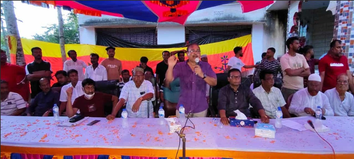বিকালে বাগআঁচড়া ইউনিয়নের ১ নং ওয়ার্ডে বিএনপির উদ্যোগে কর্মী সমাবেশ ও উঠান বৈঠকের আয়োজন করা হয়।