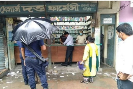 বোয়ালমারীতে ছয় ব্যবসায়ীকে ৯ হাজার টাকা জরিমানা