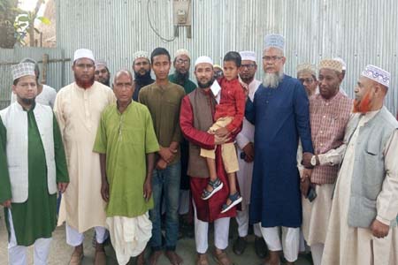 নৌকাডুবিতে মা-বাবা