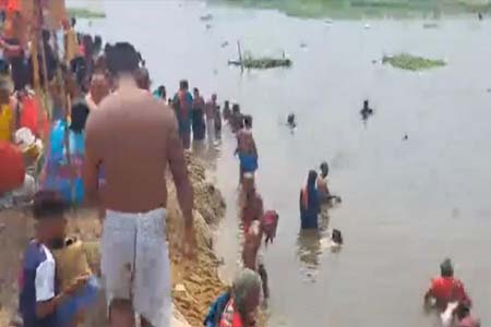 বারুনী স্নান