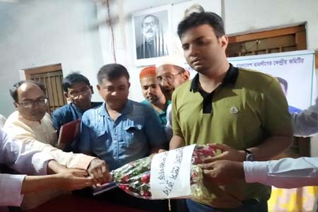 প্রেসক্লাবে সংবর্ধনা