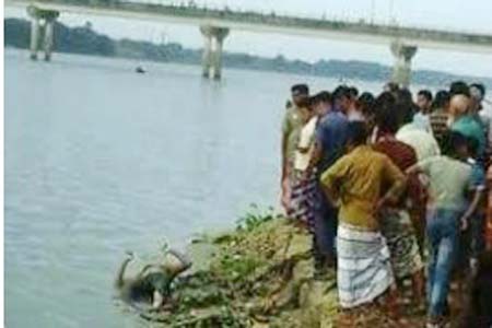 অজ্ঞাত যুবকের লাশ