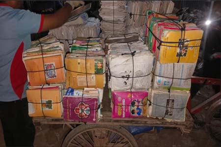 সরকারি বই বিক্রির সংবাদ প্রকাশ করায়