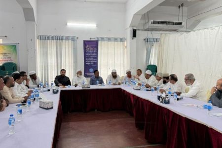 জরুরি বৈঠকে ১১ দলীয় ঐক্য দলগুলোর শীর্ষ নেতারা