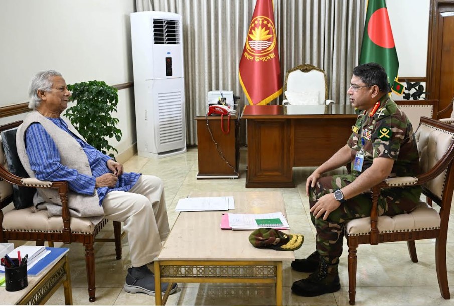 পেশাদারিত্ব ও নিষ্ঠার সঙ্গে দায়িত্ব