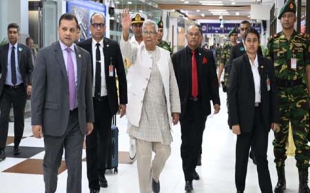 জাপানের উদ্দেশ্যে রওনা