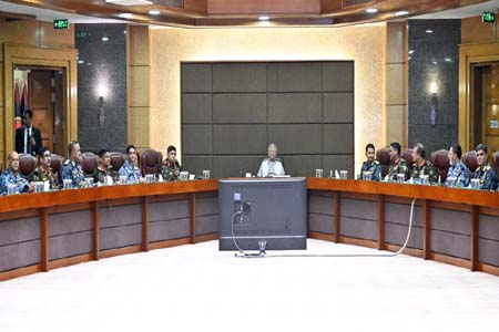 সশস্ত্র বাহিনীকে সর্বোচ্চ সতর্কতার নির্দেশ