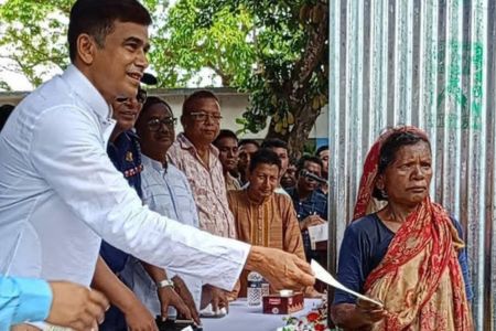 কৃষক-ফ্যামিলি কার্ড বিতরণে কোনো দলীয় দৃষ্টিভঙ্গি দেখা হবে না- পানিসম্পদ প্রতিমন্ত্রী