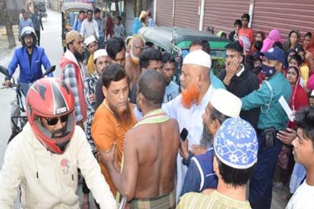 বরিশালে বিড়ালে মাছ খেয়ে ফেলা নিয়ে দ্বন্দ্বে তিনজনকে কুপিয়ে জখম   
