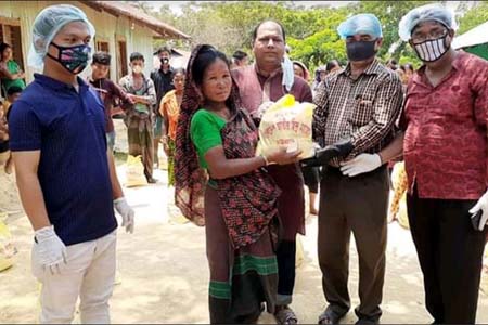 অসহায় মানুষের পাশে চট্টগ্রাম জেলা হিন্দু মহাজোট