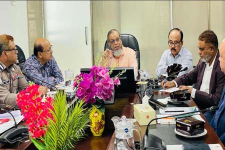 শিশু ও তরুণদের রক্ষায় কাজ