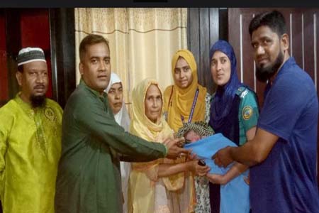 পাগলীর গর্ভে জন্ম নেয়া সেই নবজাতকের ঠাঁই হল আগৈলঝাড়ার বেবী হোমে