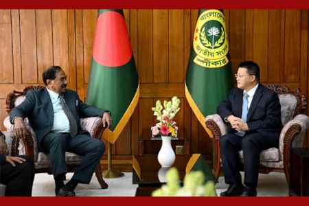 স্পিকারের সঙ্গে চীনের বিদায়ী রাষ্ট্রদূত ইয়াও ওয়েনের সৌজন্য সাক্ষাৎ