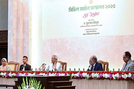 স্বাস্থ্যসেবা নিয়ে কোনো রাজনীতি