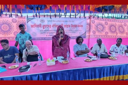 শ্যামনগরে আদিবাসী মুন্ডাদের ঐতিহ্যবাহী কারাম উৎসব পালিত